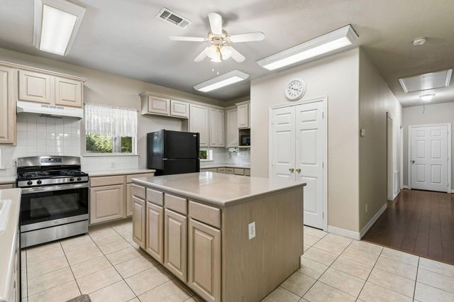 20227 Kentucky Trace, Hockley, TX 77447