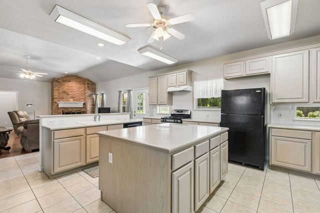 20227 Kentucky Trace, Hockley, TX 77447