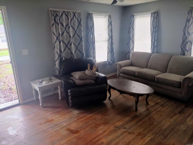 1027 Jefferson Street, Malvern, AR 72104