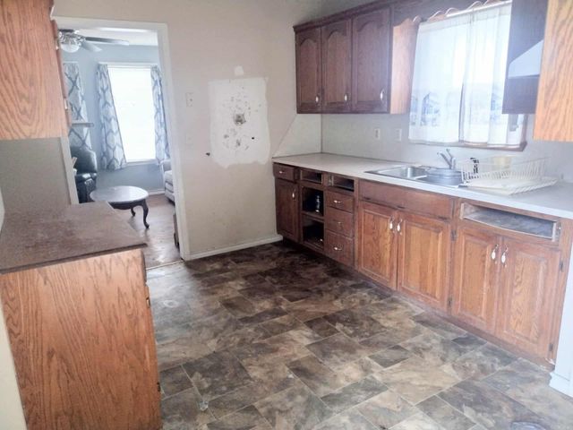 1027 Jefferson Street, Malvern, AR 72104
