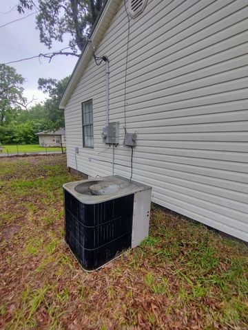 1027 Jefferson Street, Malvern, AR 72104