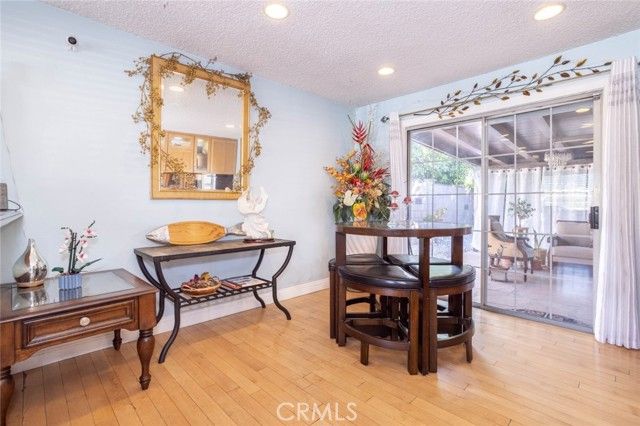 10454 Alabama, Chatsworth (los Angeles), CA 91311