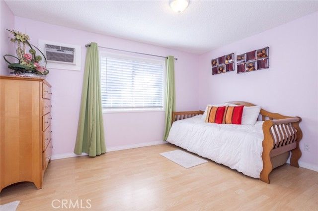 10454 Alabama, Chatsworth (los Angeles), CA 91311