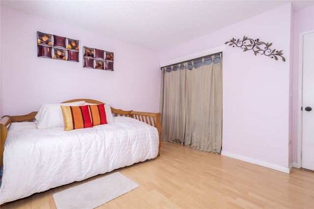 10454 Alabama, Chatsworth (los Angeles), CA 91311