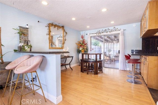 10454 Alabama, Chatsworth (los Angeles), CA 91311