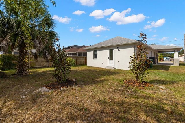 1513 E KNOLLWOOD STREET, Tampa, FL 33610
