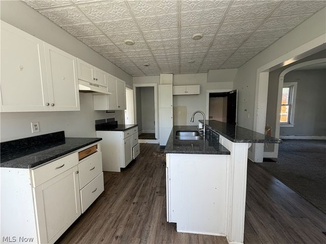 506 E Gorgas Street, Louisville, OH 44643