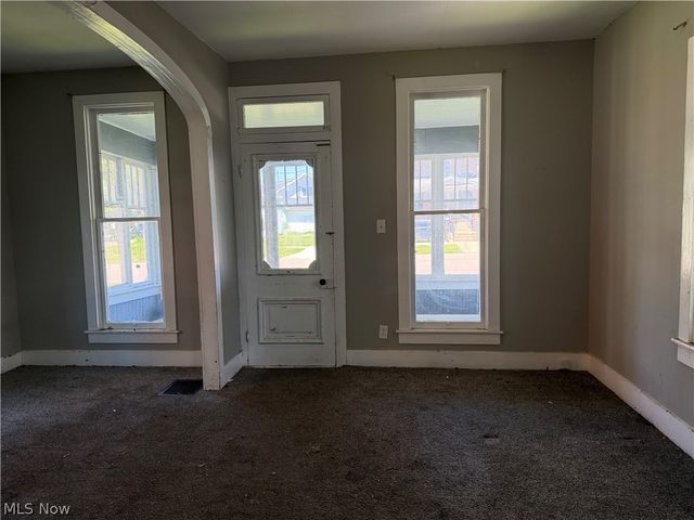 506 E Gorgas Street, Louisville, OH 44643