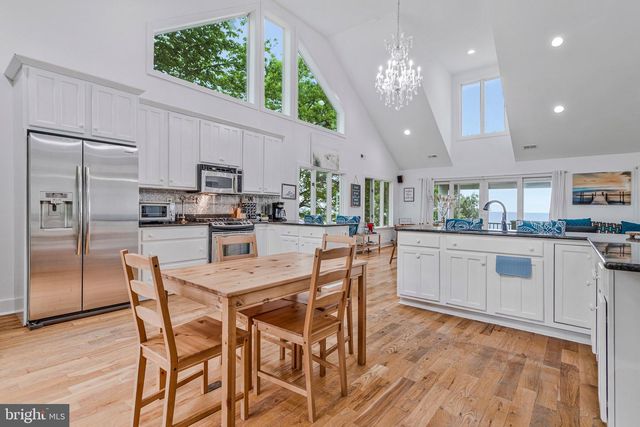 820 BAY FRONT AVE, North Beach, MD 20714