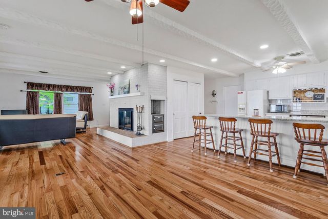 820 BAY FRONT AVE, North Beach, MD 20714