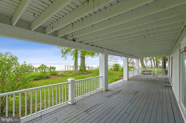 820 BAY FRONT AVE, North Beach, MD 20714