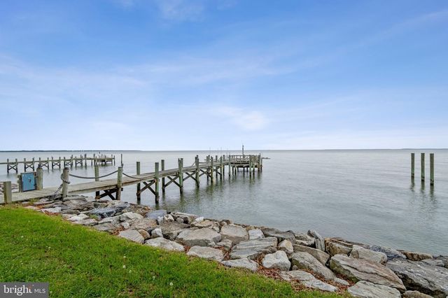 820 BAY FRONT AVE, North Beach, MD 20714