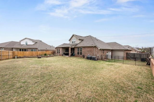 300 Sonora Lane, Norman, OK 73069