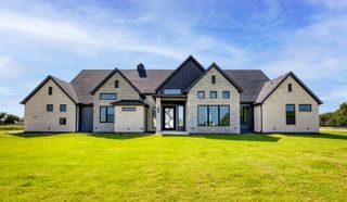 1407 Deerfield Drive, Wills Point, TX 75169