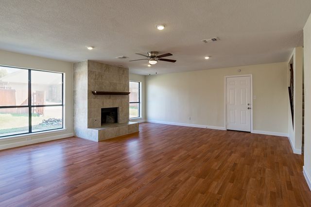 6536 Bronze Leaf Drive, Plano, TX 75023