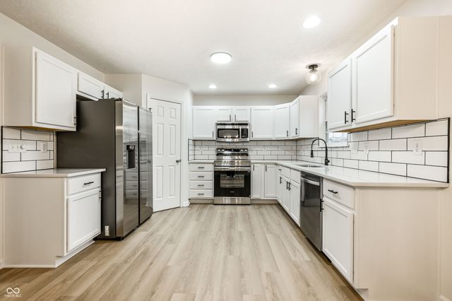 11614 Gosling Drive, Indianapolis, IN 46229