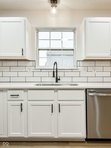 11614 Gosling Drive, Indianapolis, IN 46229