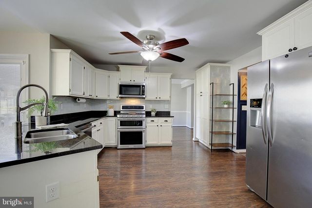 300 BUGLE CT, Odenton, MD 21113