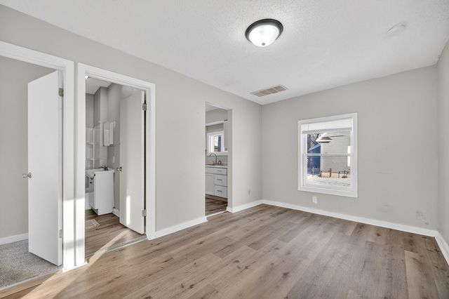 1021 Franklin Avenue, Des Moines, IA 50314