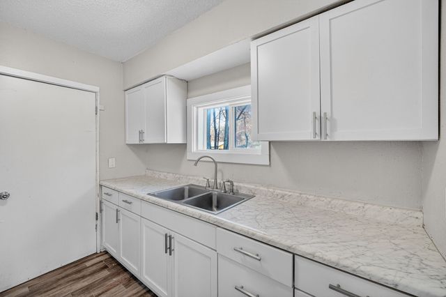 1021 Franklin Avenue, Des Moines, IA 50314