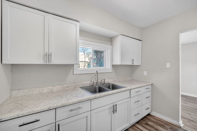 1021 Franklin Avenue, Des Moines, IA 50314