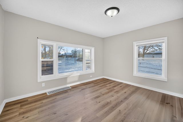 1021 Franklin Avenue, Des Moines, IA 50314