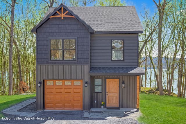 11 Mueller Road, Saugerties, NY 12477