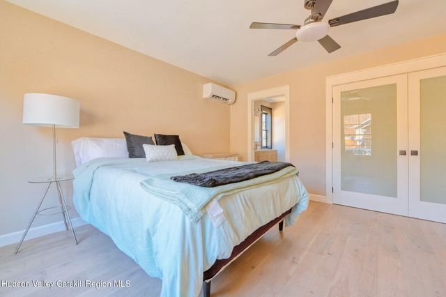 11 Mueller Road, Saugerties, NY 12477