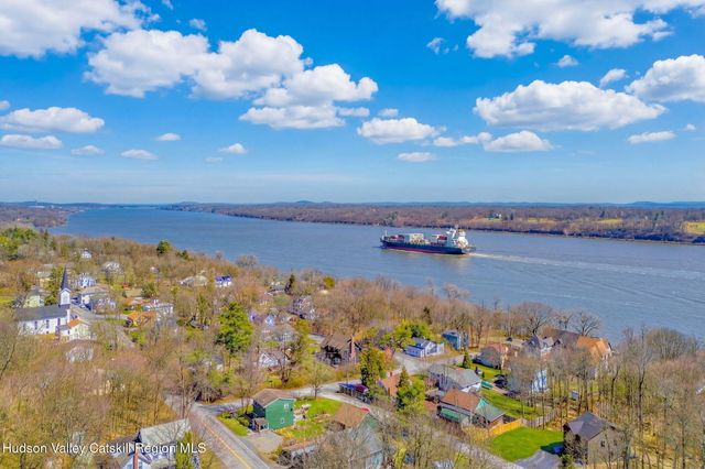 11 Mueller Road, Saugerties, NY 12477