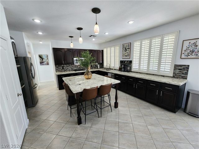 2743 Peekskill Avenue, Henderson, NV 89052