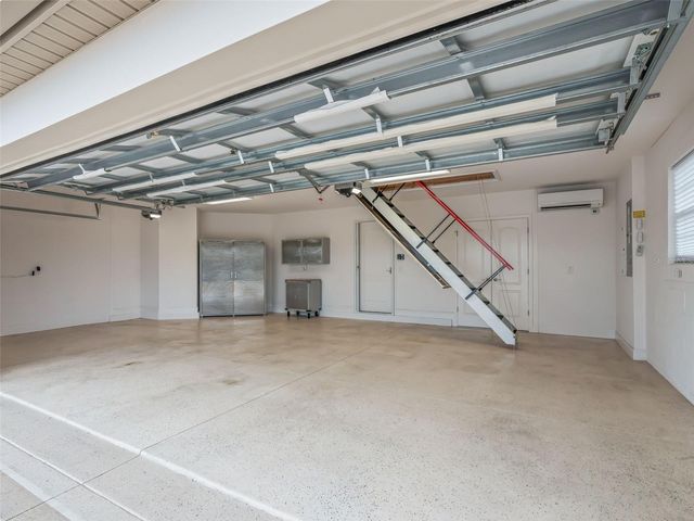 3556 MISTLETOE COURT, The Villages, FL 32163