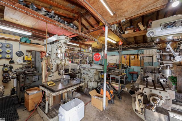 10635 Gratiot Avenue, Casco Twp, MI 48064