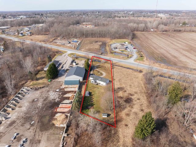 10635 Gratiot Avenue, Casco Twp, MI 48064