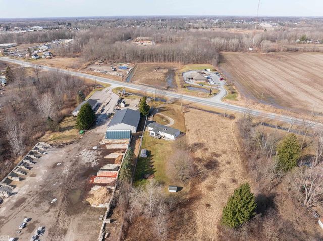 10635 Gratiot Avenue, Casco Twp, MI 48064