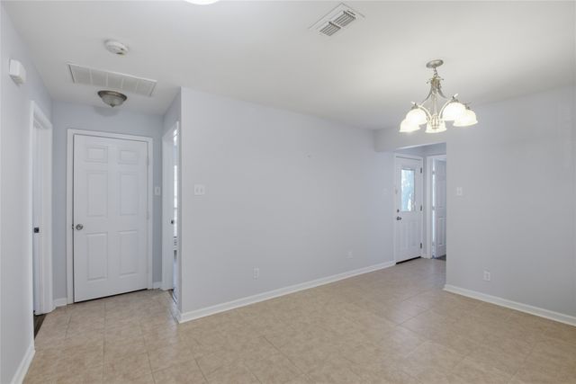 2323 Jodi Lane, Gainesville, TX 76240
