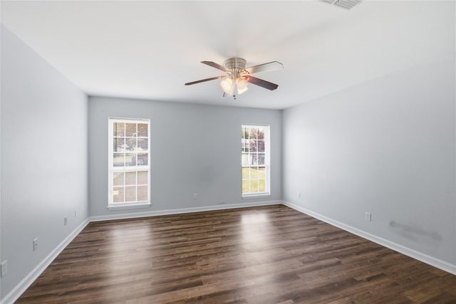 2323 Jodi Lane, Gainesville, TX 76240