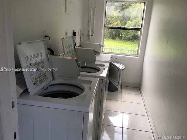 950 NW 11th St 1C, Miami, FL 33136