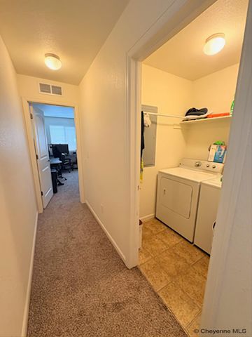 5011 CREWS CT, Cheyenne, WY 82009