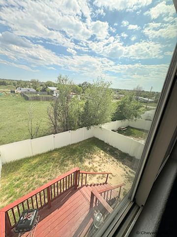 5011 CREWS CT, Cheyenne, WY 82009