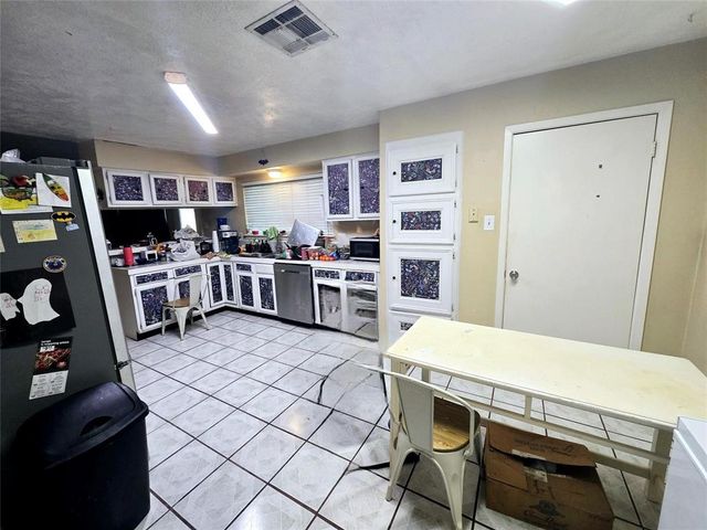 17415 Mallett Street, Crosby, TX 77532
