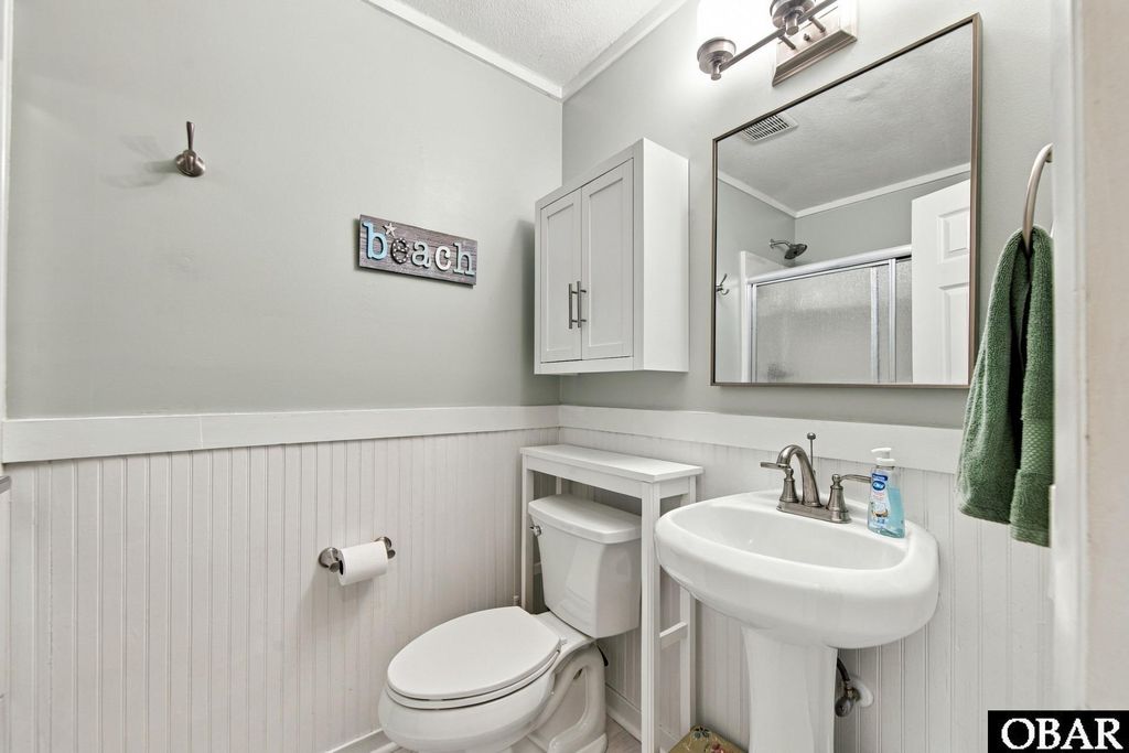 Image 33 of property listing at 111 Sprigtail Drive, Duck, NC 27949