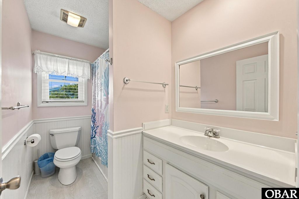 Image 43 of property listing at 111 Sprigtail Drive, Duck, NC 27949