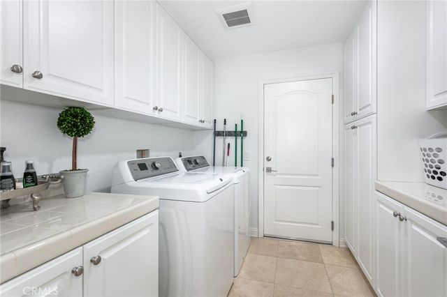 20423 Via Botticelli, Porter Ranch, CA 91326