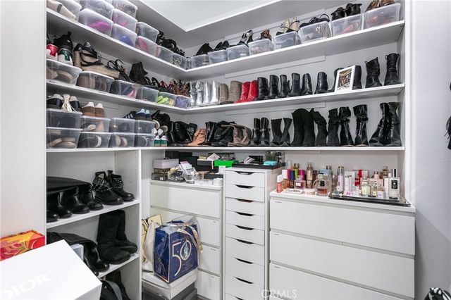 20423 Via Botticelli, Porter Ranch, CA 91326