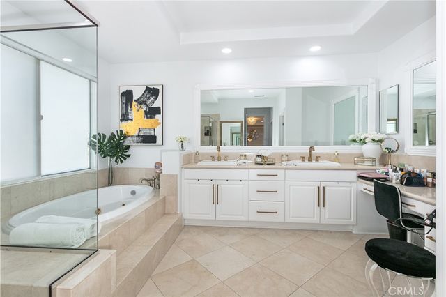 20423 Via Botticelli, Porter Ranch, CA 91326