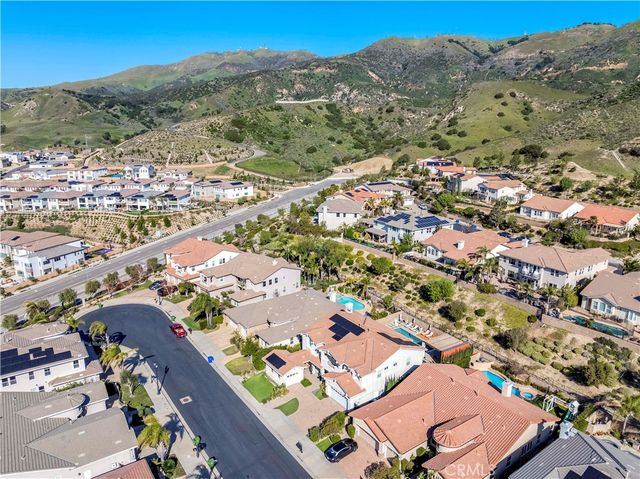 20423 Via Botticelli, Porter Ranch, CA 91326