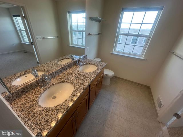 5320 WOODYARD RD, Upper Marlboro, MD 20772