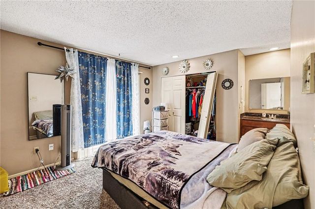 14025 Ballantrae Drive, Grandview, MO 64030