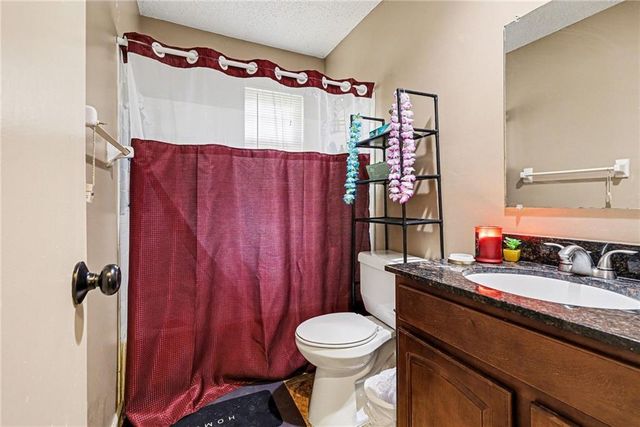 14025 Ballantrae Drive, Grandview, MO 64030