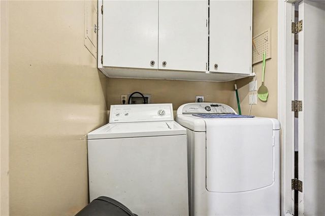 14025 Ballantrae Drive, Grandview, MO 64030